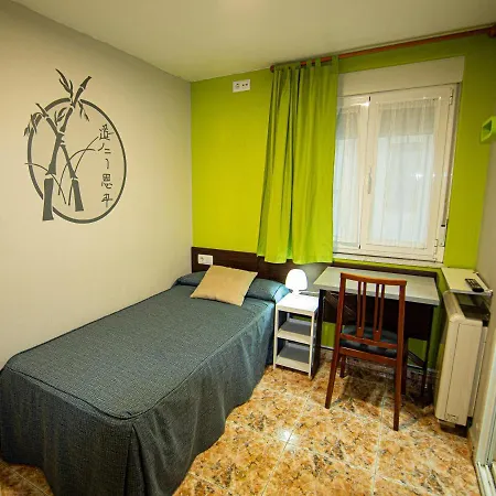 Residencia Universitaria 게스트하우스 살라망카