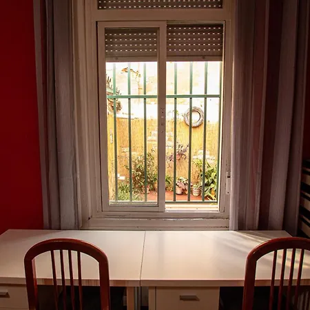 Residencia Universitaria 게스트하우스 *